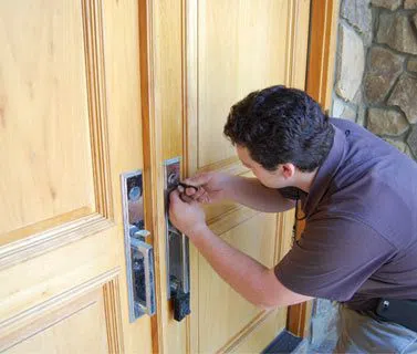 Golden Locksmith Services Glendale, CA 818-485-6156 Golden Locksmith Services Glendale, CA 818-485-6156 - 10-House-Locksmith