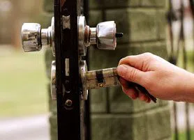 Golden Locksmith Services Glendale, CA 818-485-6156 Golden Locksmith Services Glendale, CA 818-485-6156 - 13-Re-Key-Locks