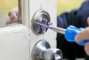 Golden Locksmith Services Glendale, CA 818-485-6156 Golden Locksmith Services Glendale, CA 818-485-6156 - 5-Change-Locks